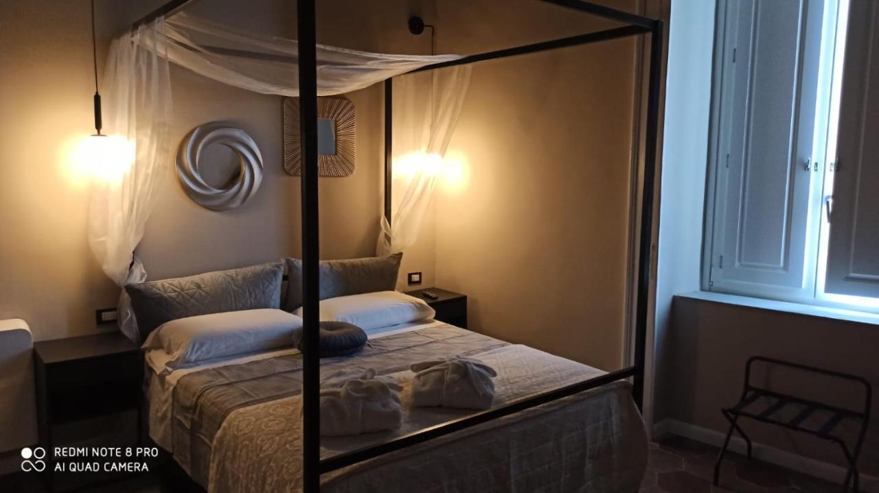 Palazzo Lupinacci - Dimora Storica Bed And Breakfast Cosenza Bagian luar foto
